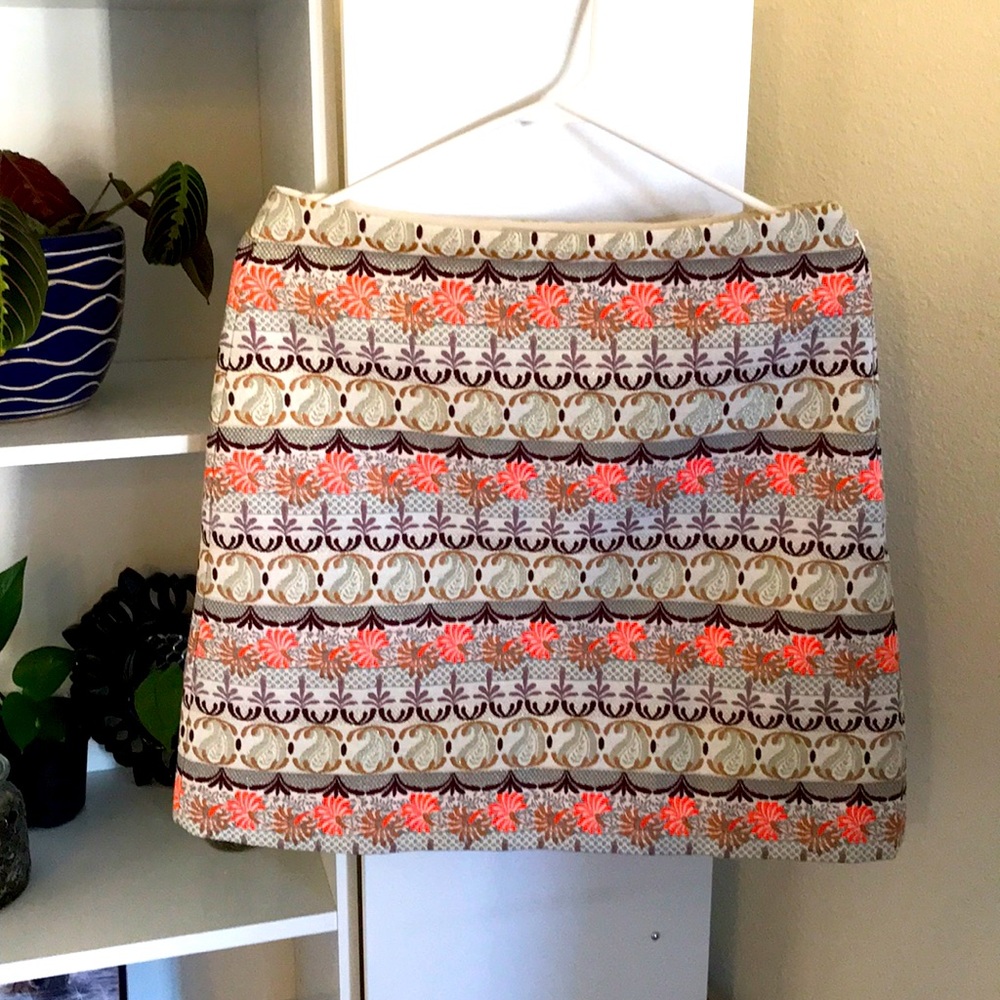 Loft size 6 skirt